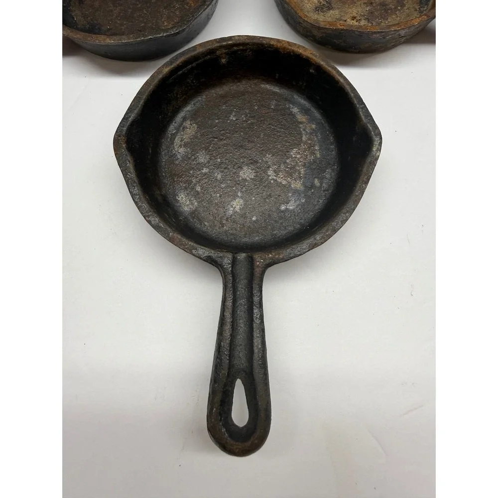 Vintage Miniature Cast Iron Skillet Set of 3 Small Toy Frying Pans Rustic Decor